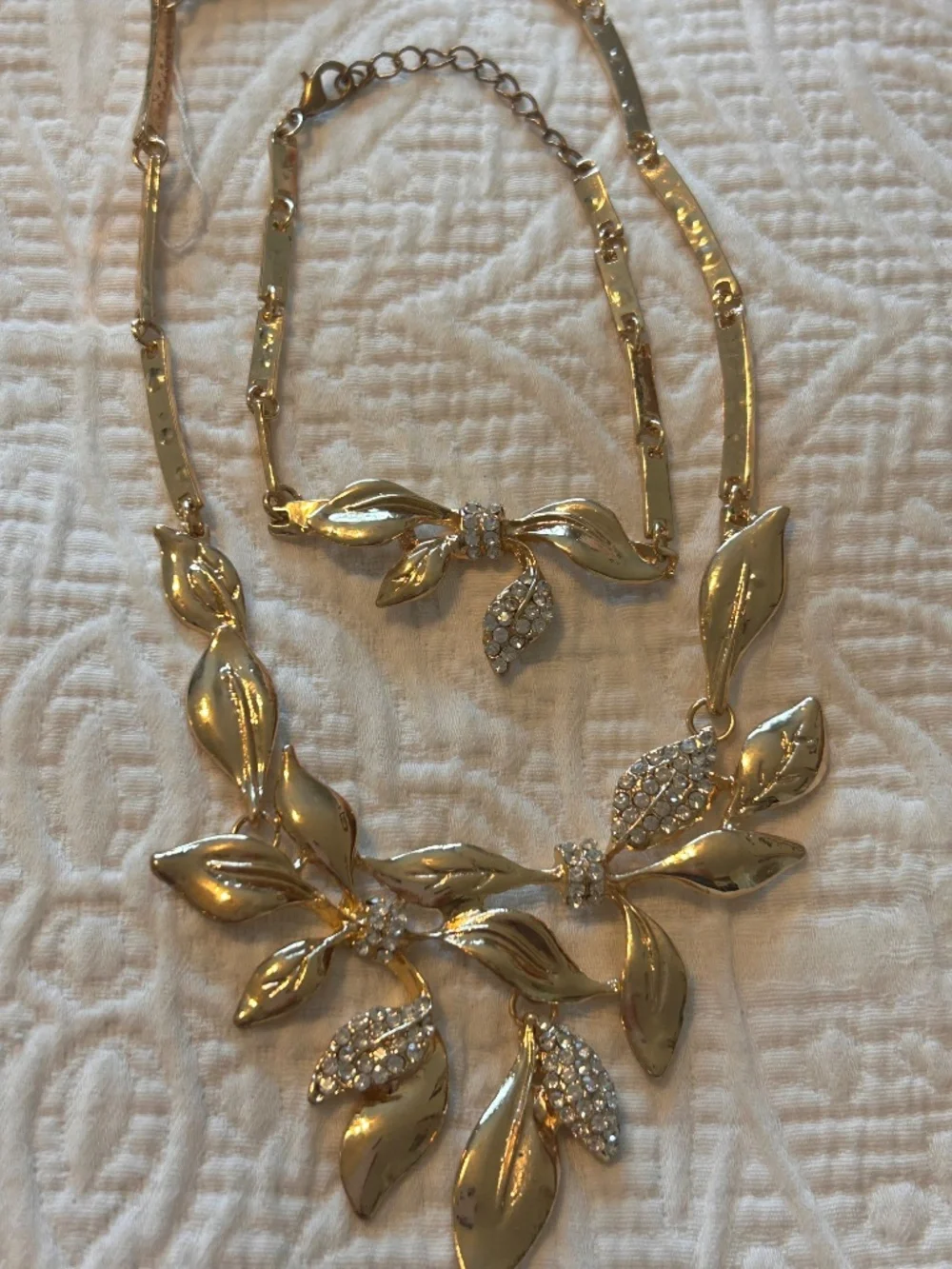 Large Vintage Gold Tone Vine and Leaf Necklace and Bracelet with Rhinestones